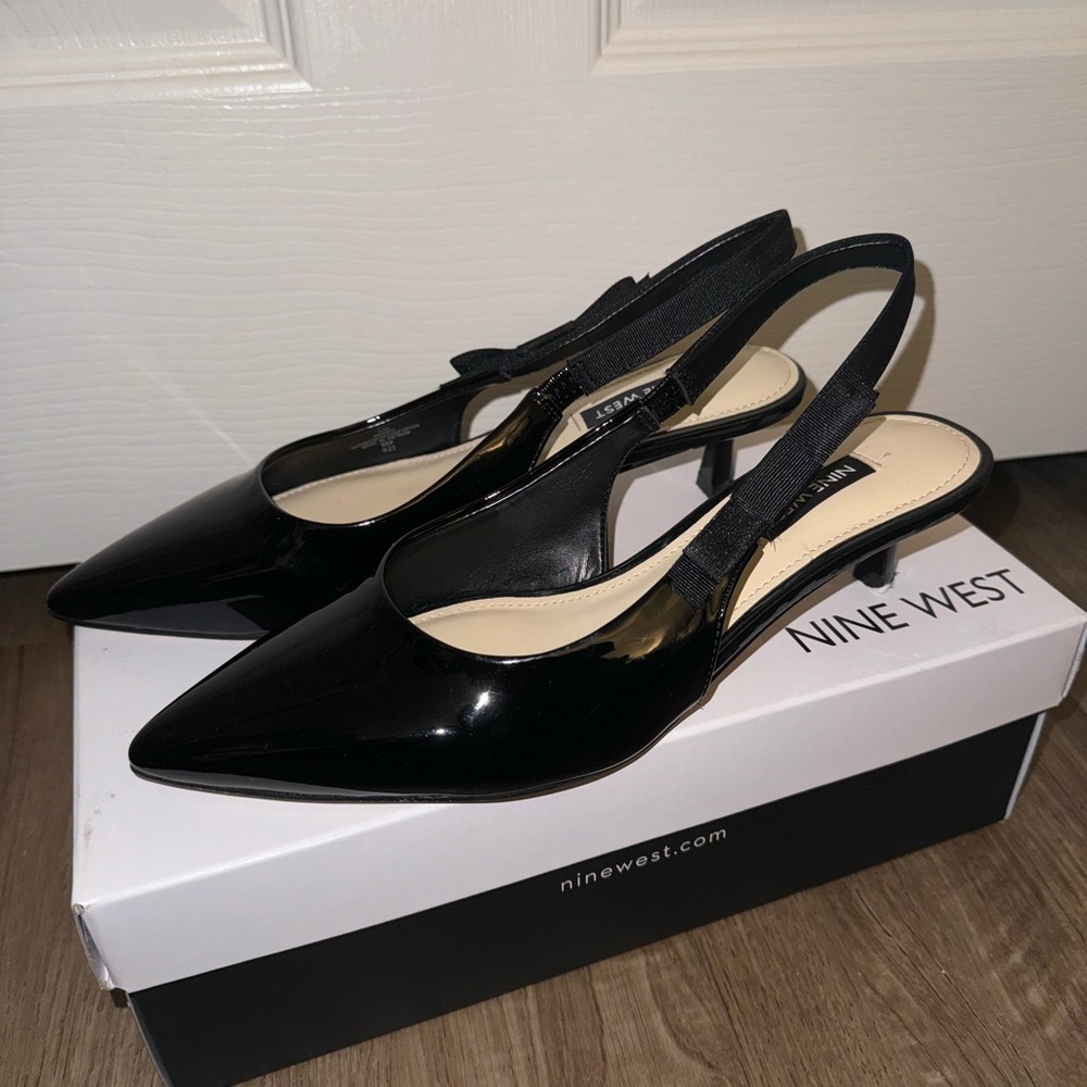 Nine West Viki Pointy Toe Slingbacks - Black Kitten Heels with Bow- size 6